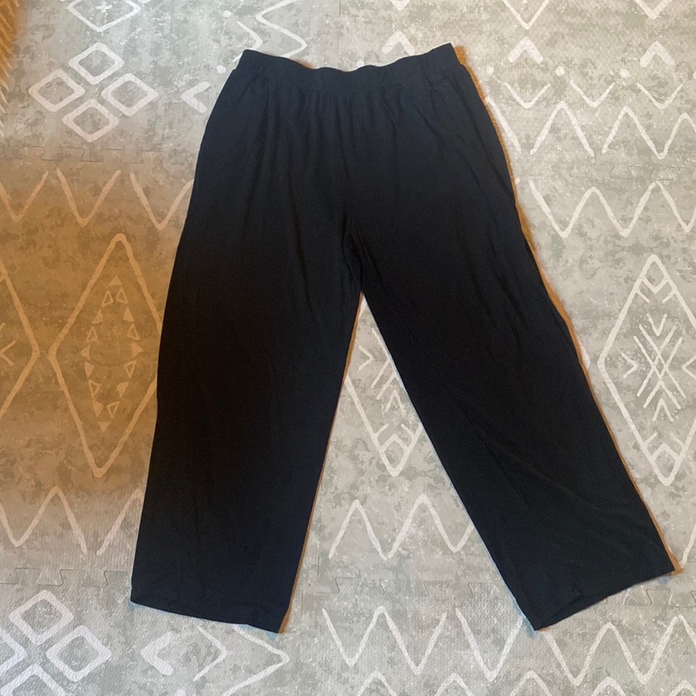 Kindred Bravely black ankle length pajama pant with pockets